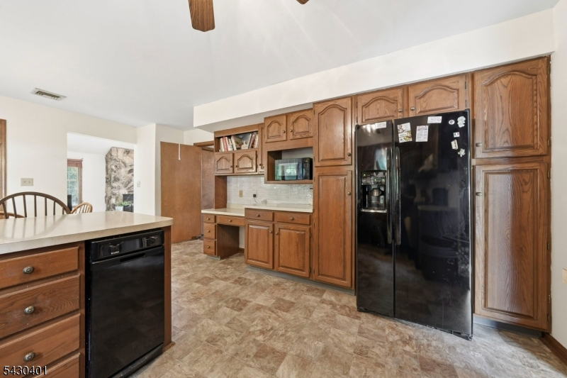 621 Bloomfield Ave
