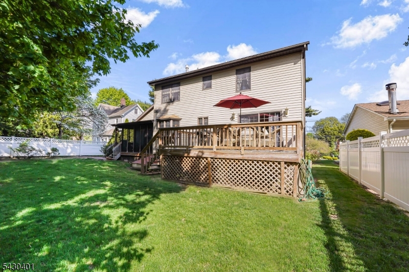 621 Bloomfield Ave
