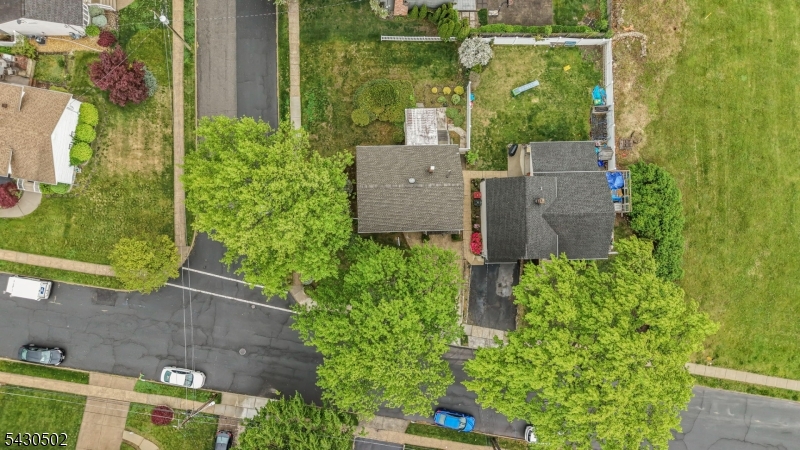 32 Crestwood Ave