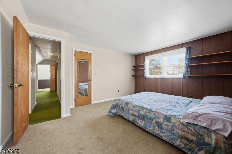 26 Briar Ln