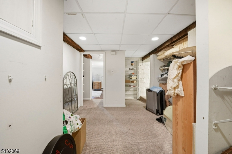 716 Colonial Rd