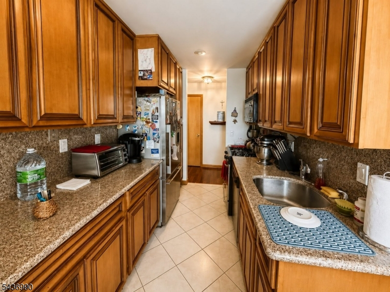 833 Main