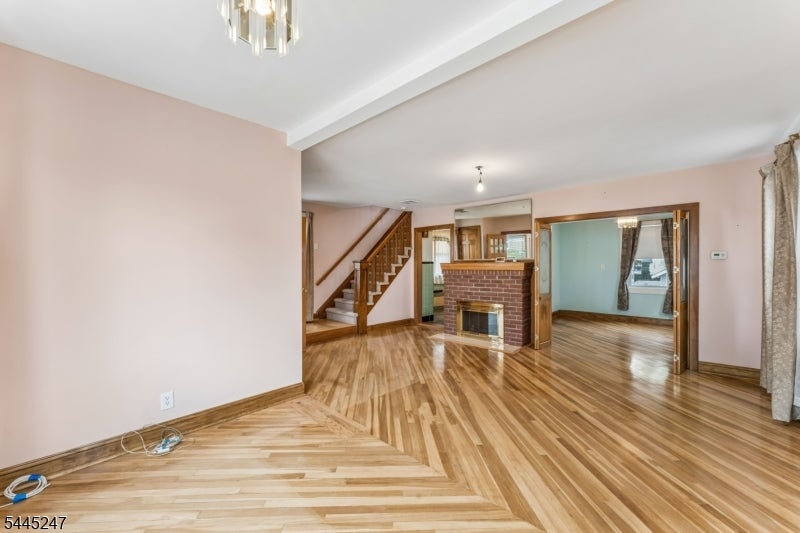 23 Princeton St