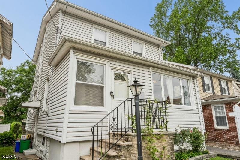 23 Princeton St