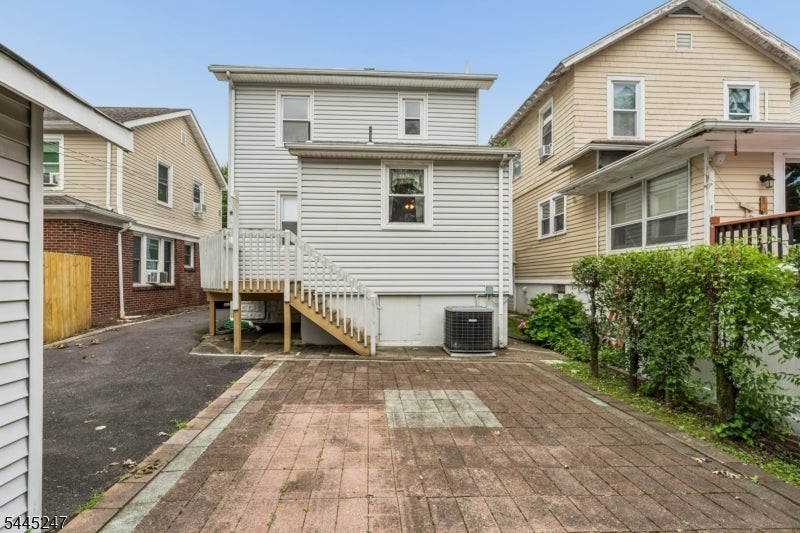 23 Princeton St