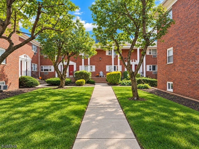 640 Franklin Ave 2k
