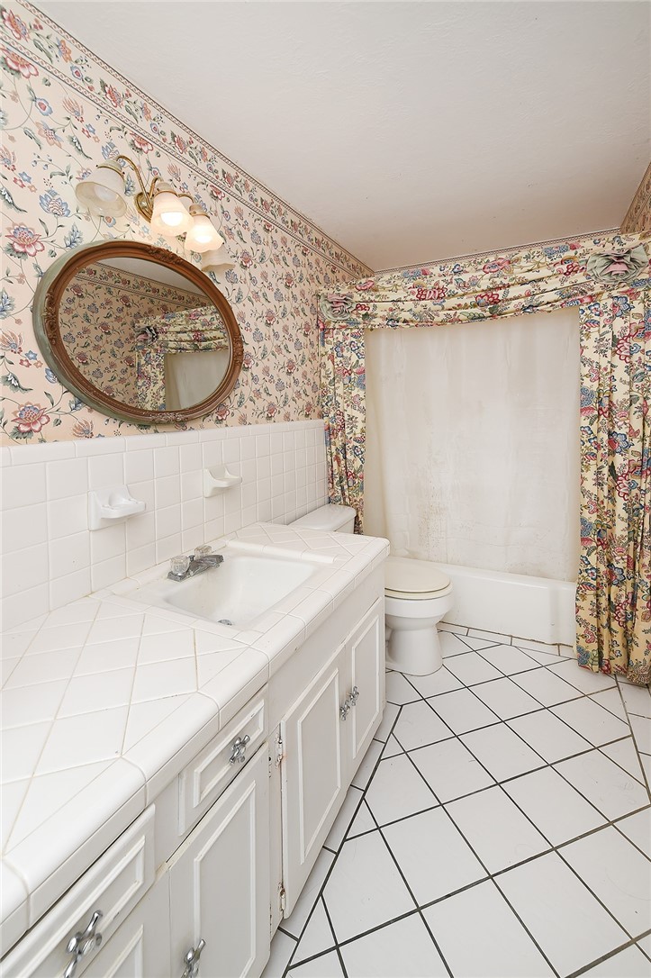 809 BELMEADE