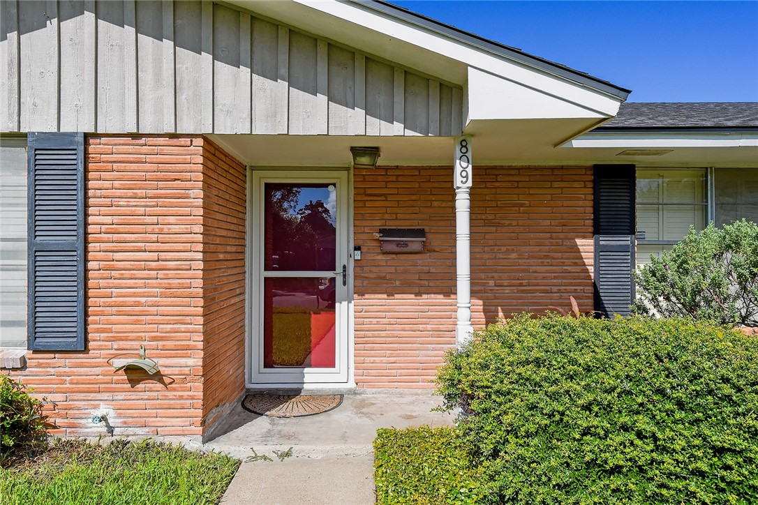 809 BELMEADE