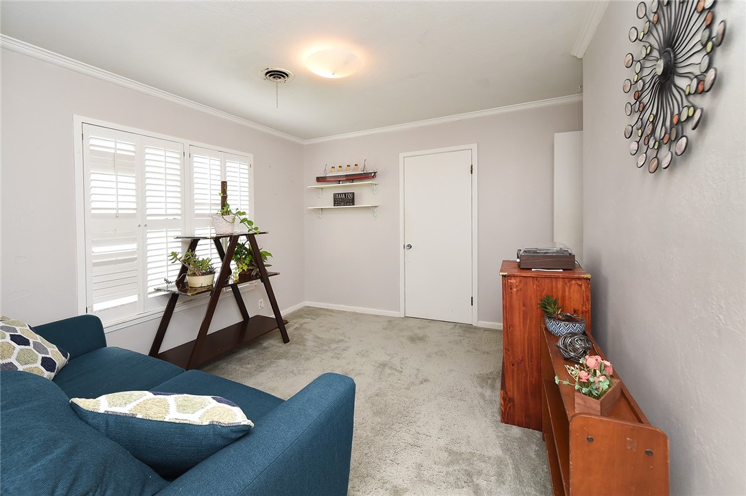 809 BELMEADE