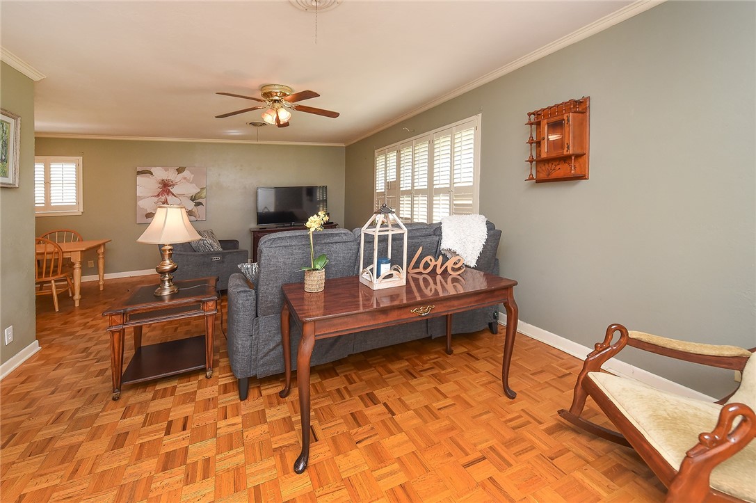 809 BELMEADE