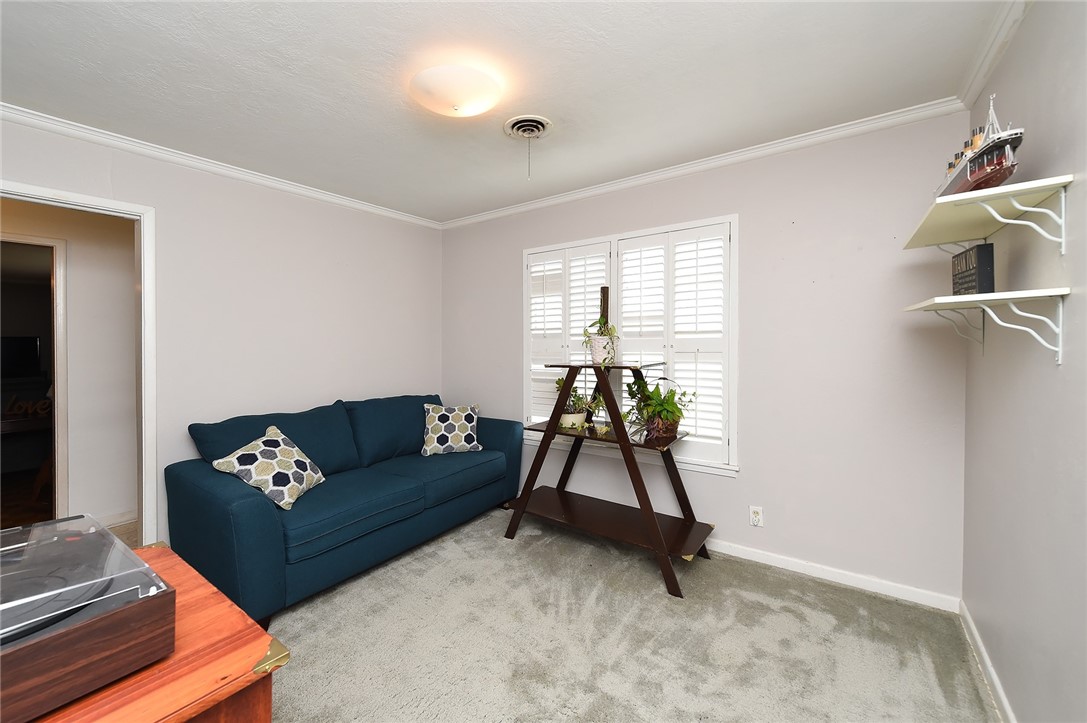 809 BELMEADE