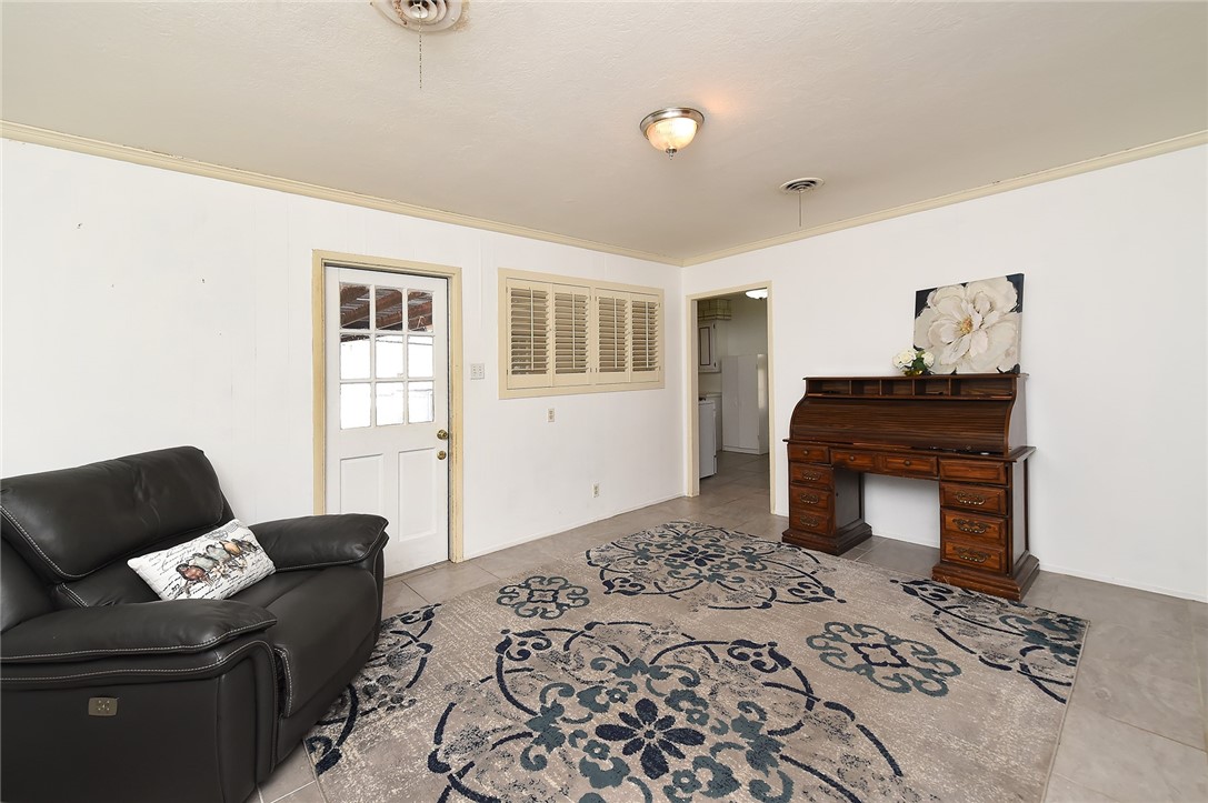 809 BELMEADE