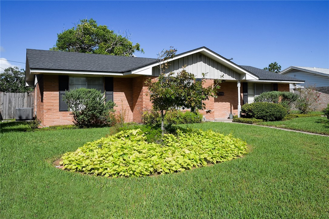 809 BELMEADE