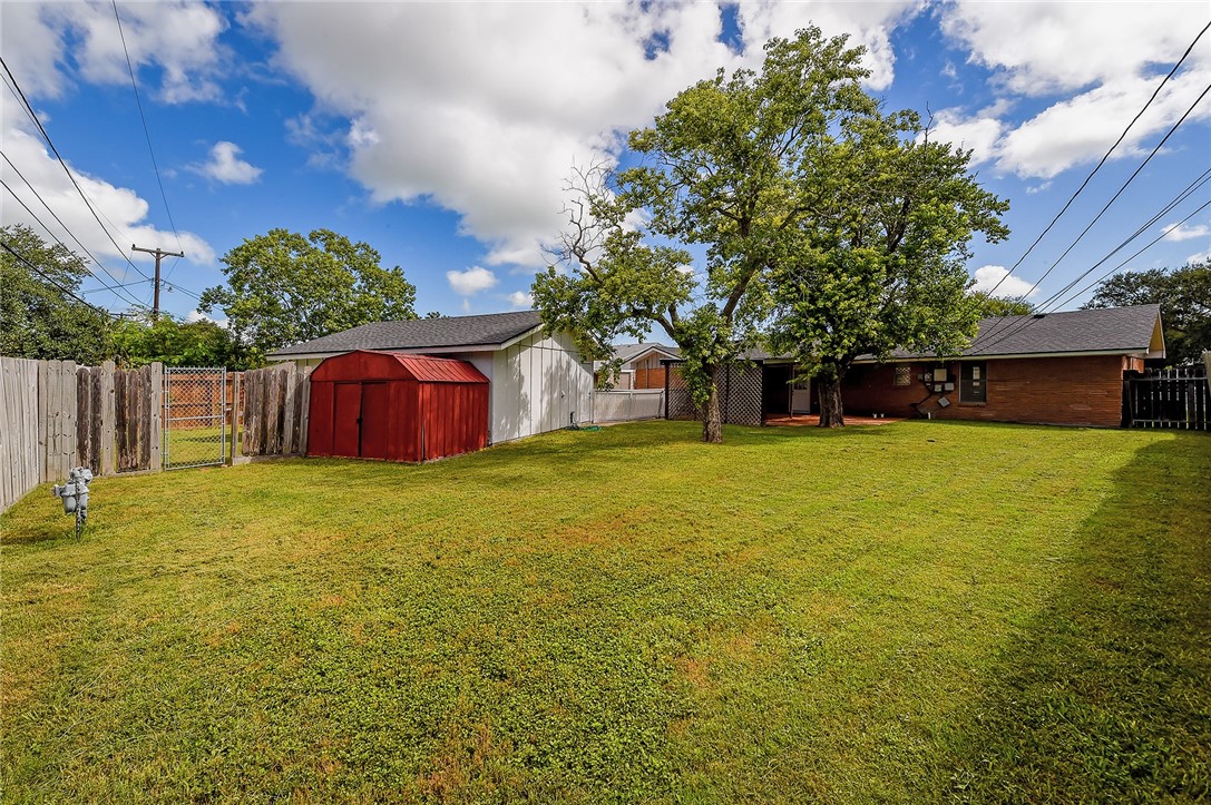809 BELMEADE