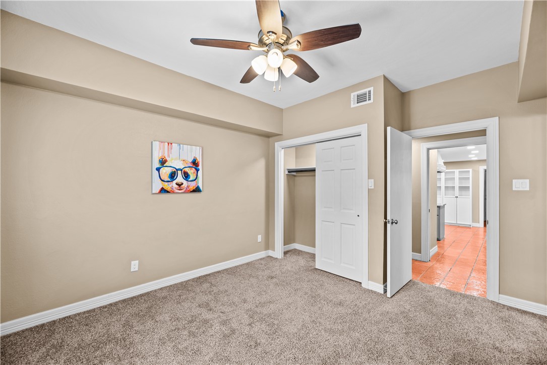 5314 River Oaks Dr