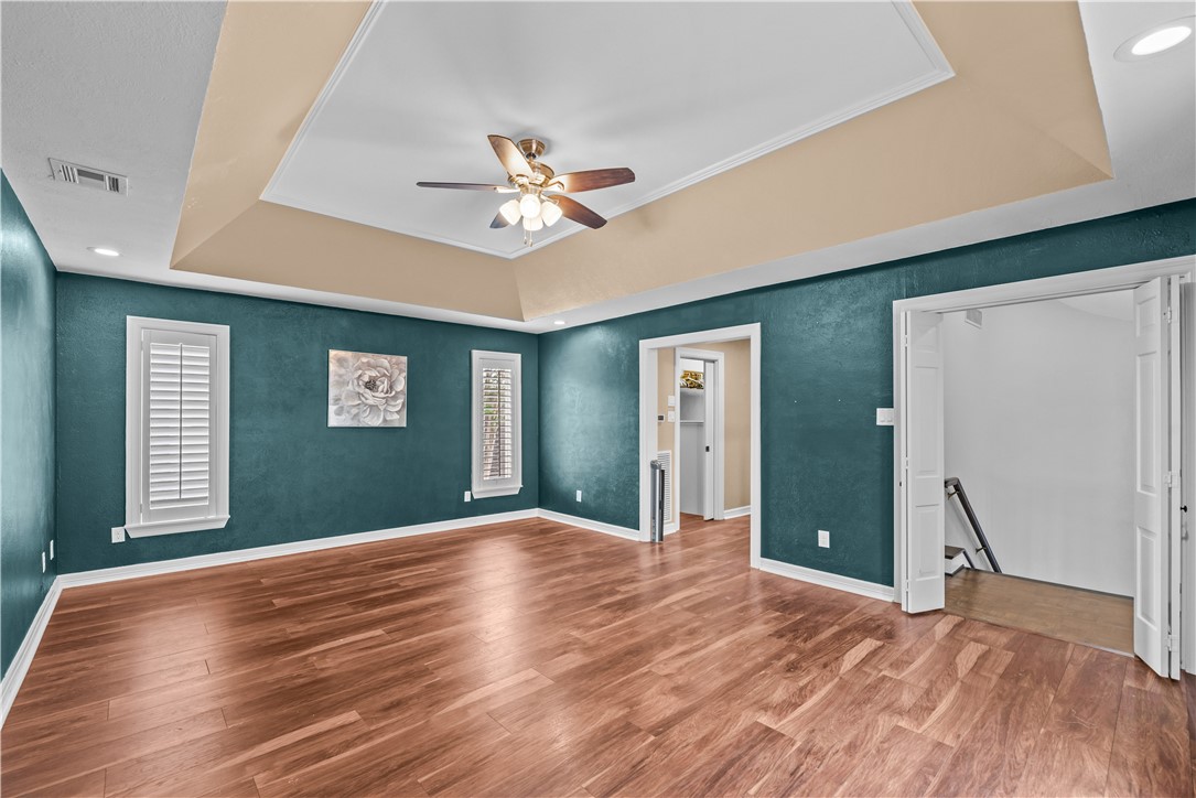 5314 River Oaks Dr