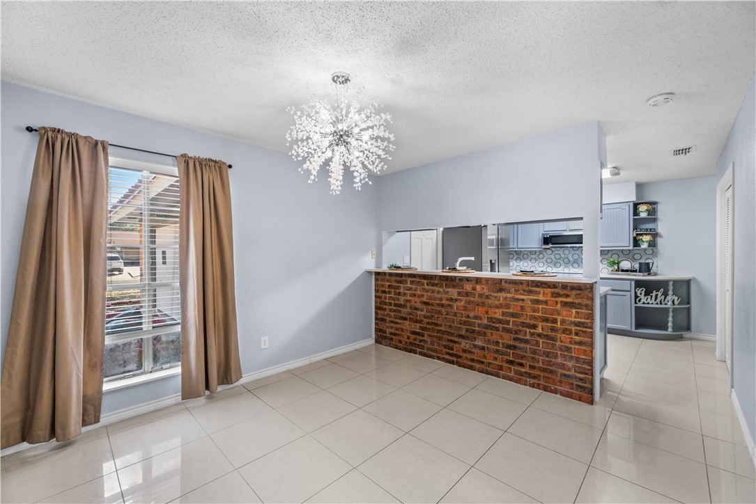 2321 Mesquite Circ