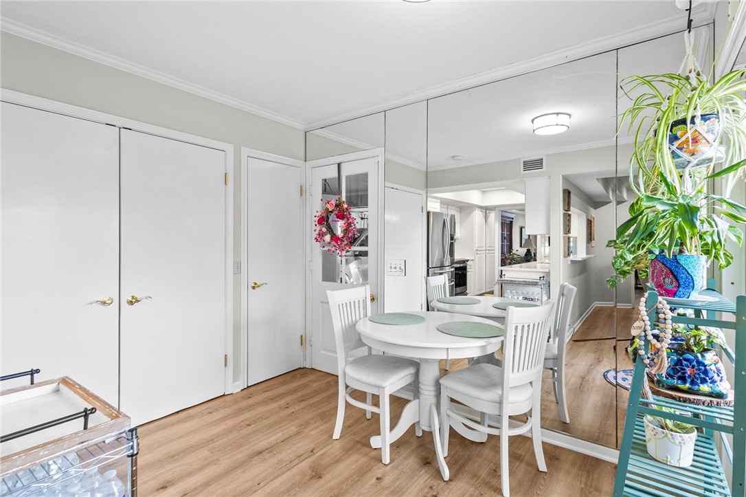 128 Lake Shore Dr 128