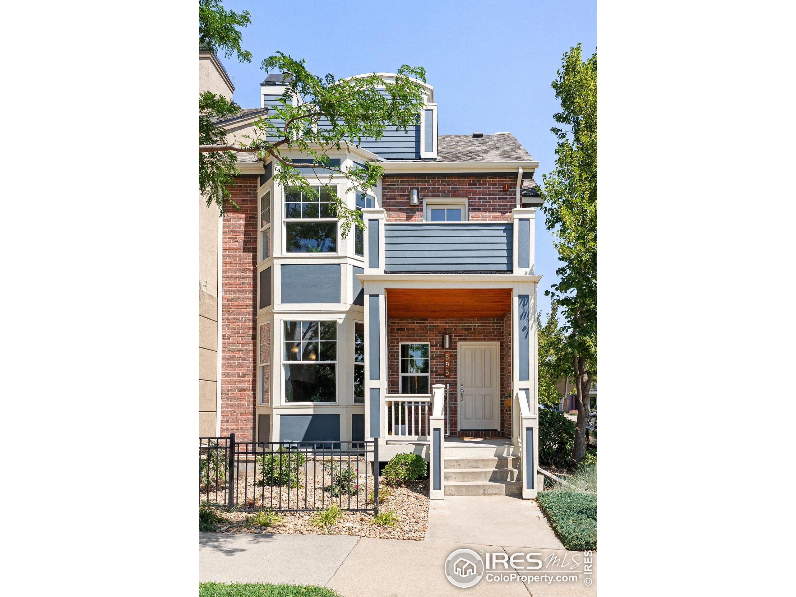 595 Laramie Blvd