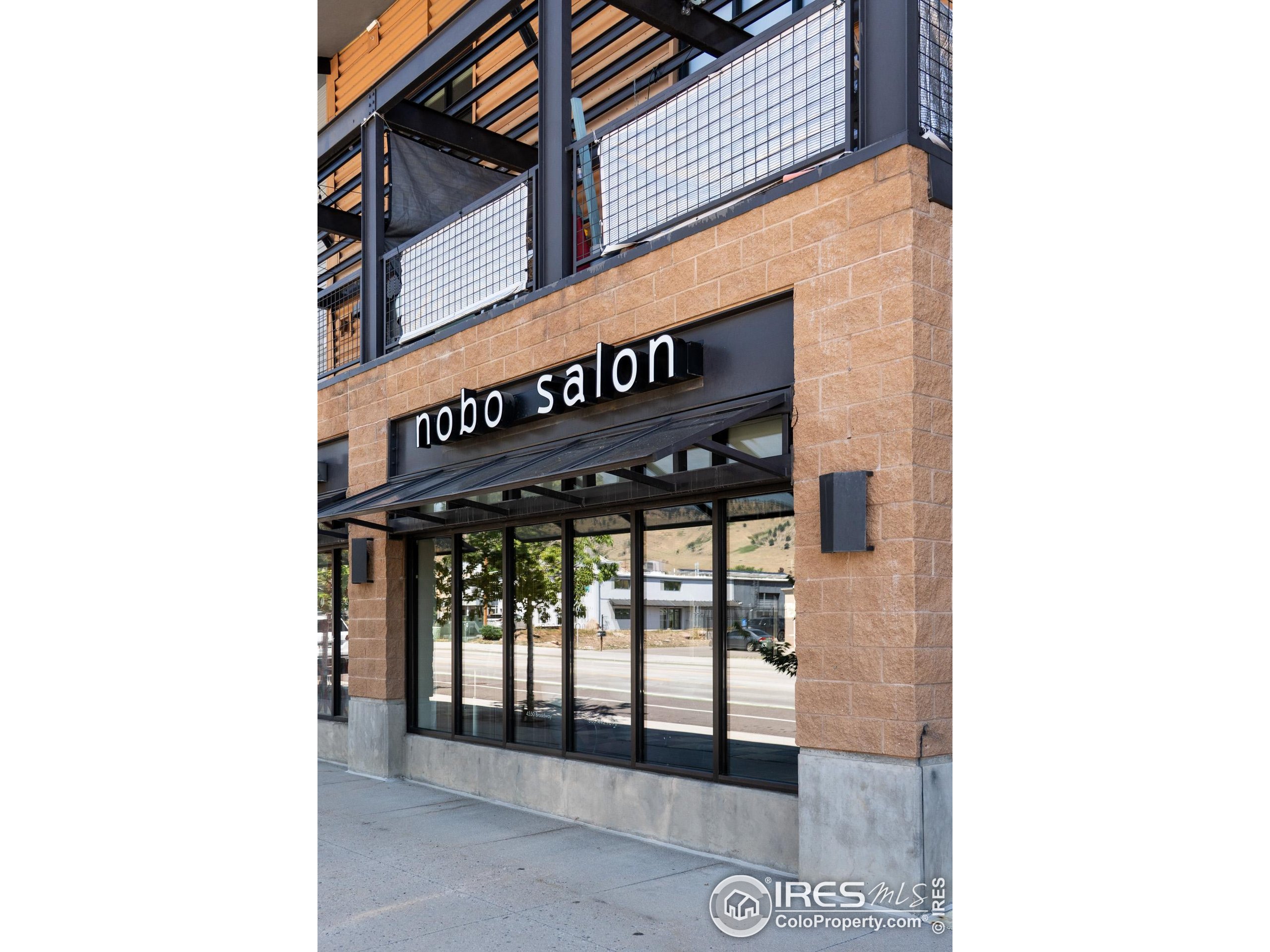595 Laramie Blvd