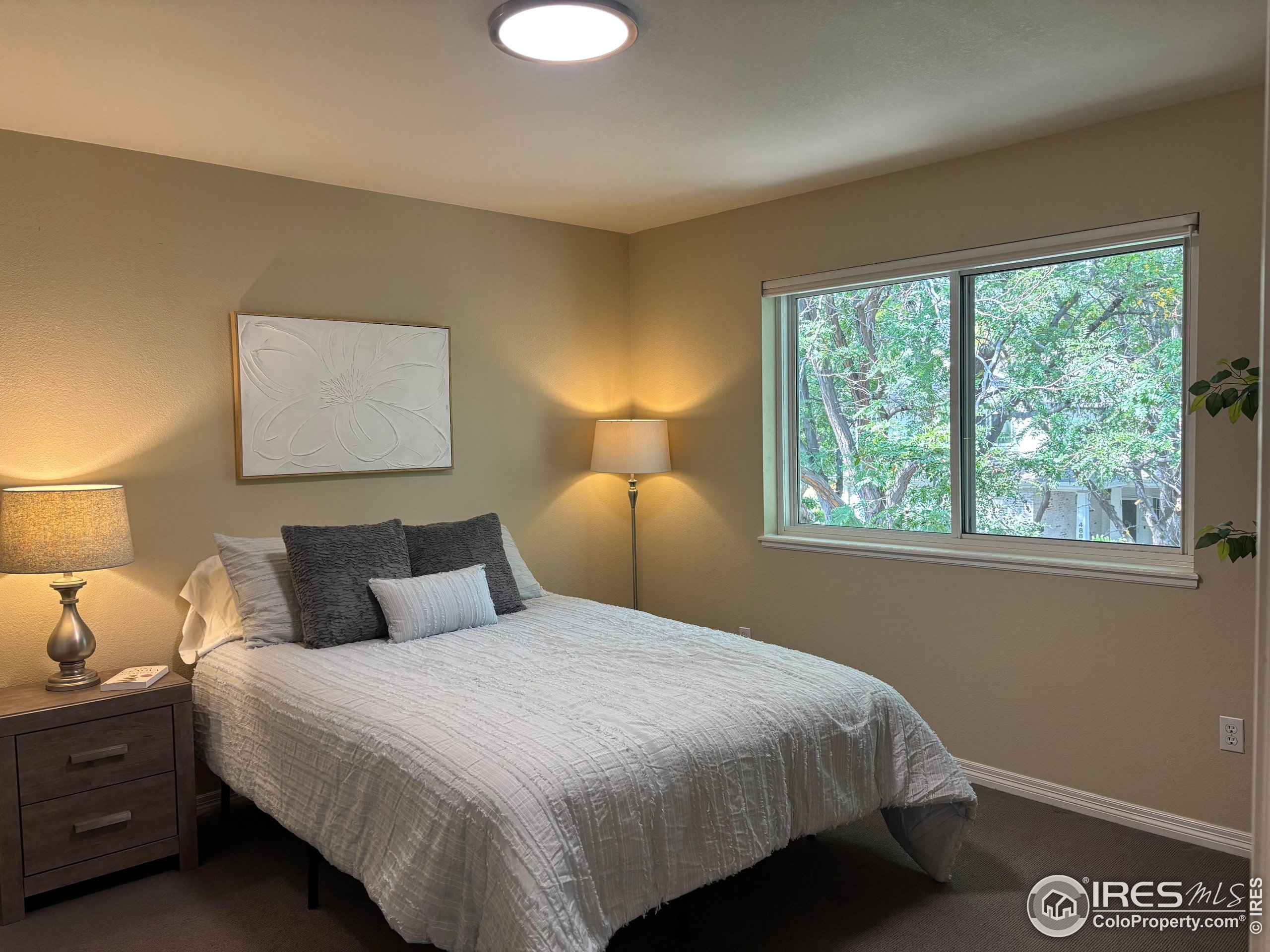 4892 Kings Ridge Blvd