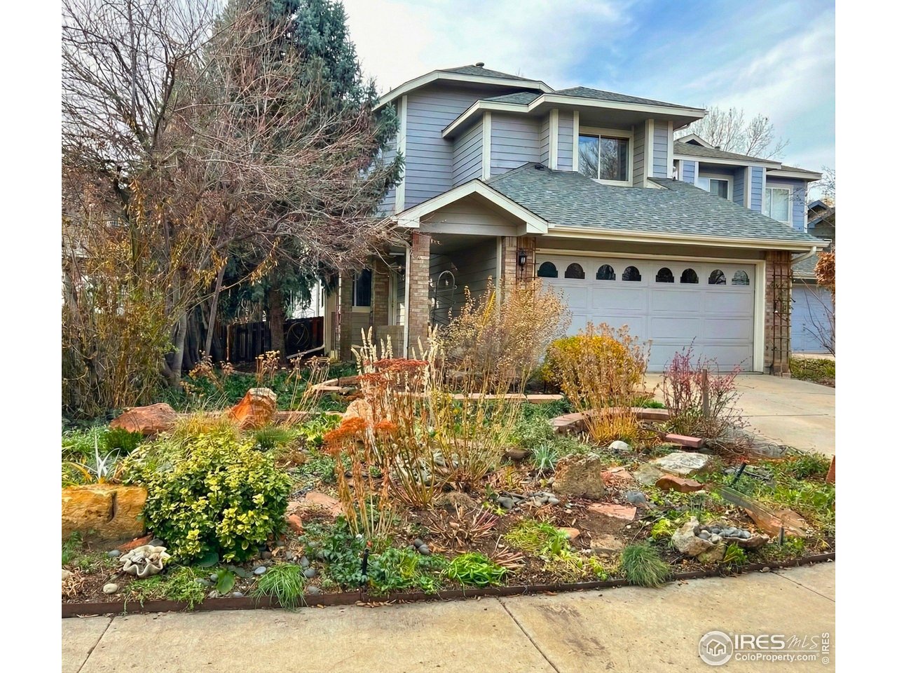 3327 Sentinel Dr