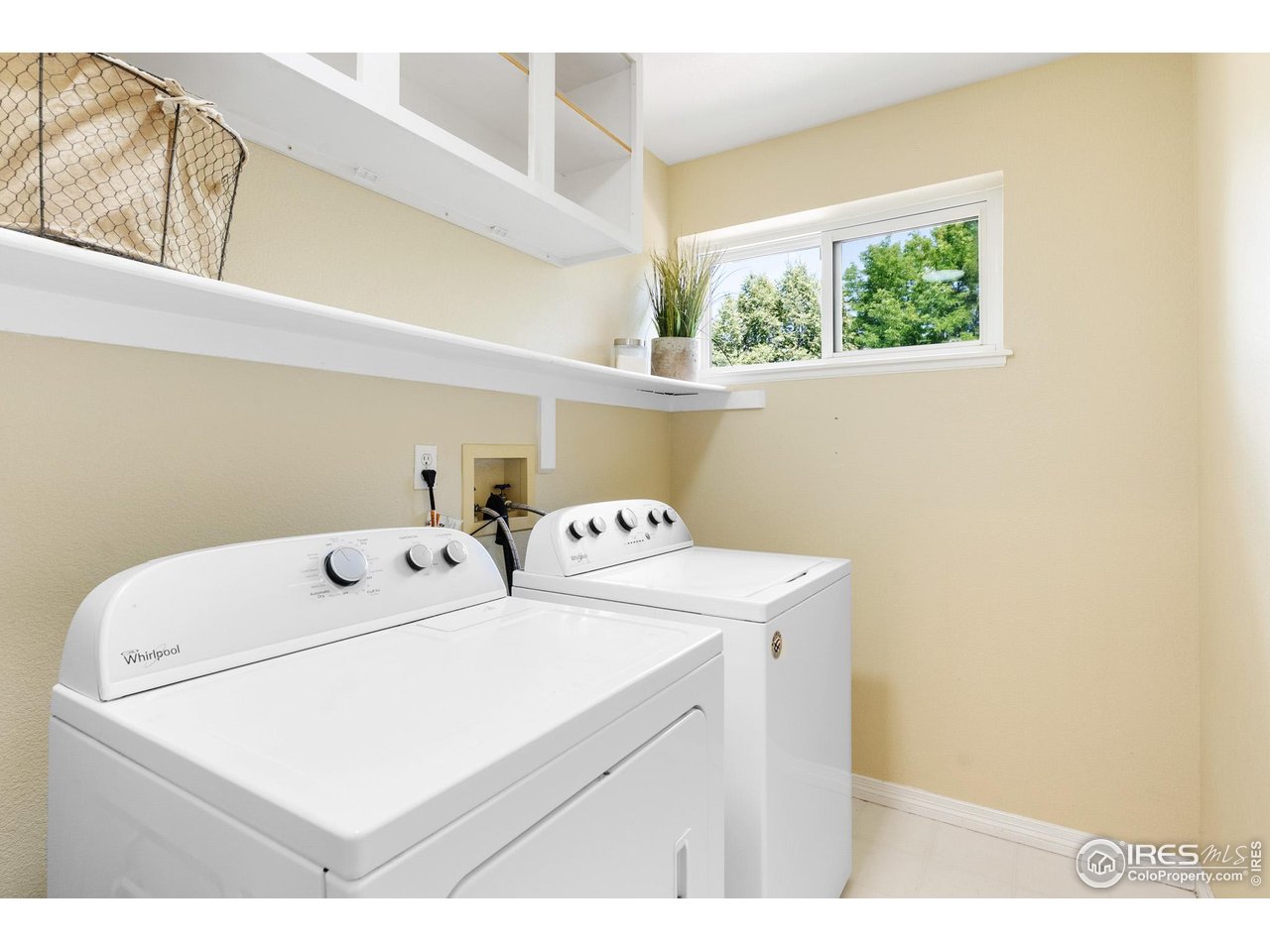 4892 Kings Ridge Blvd