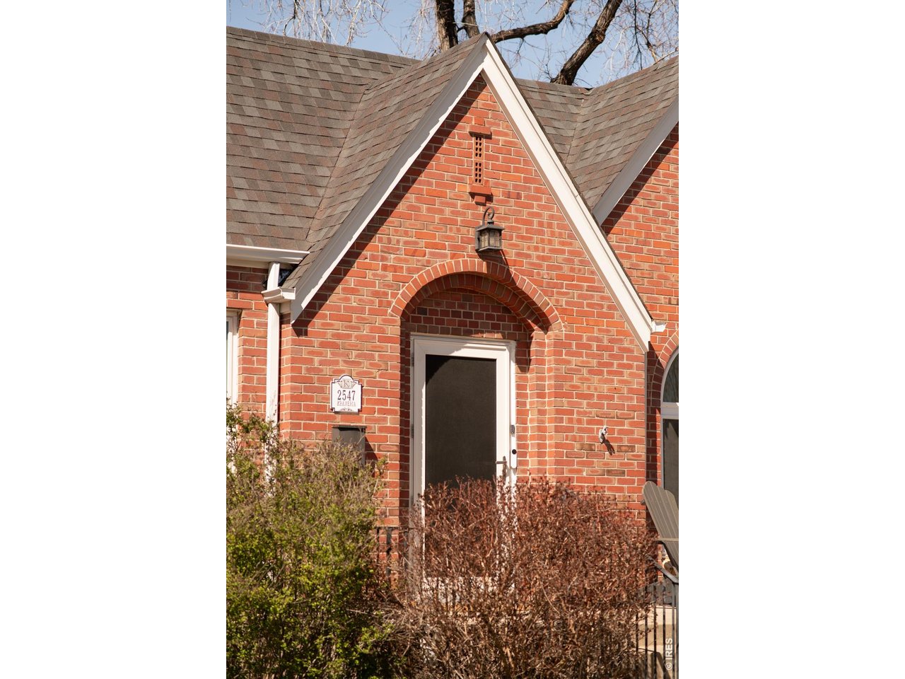 2547 Krameria St