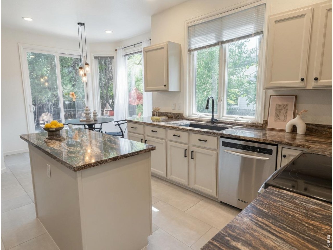 4566 Pussywillow Ct