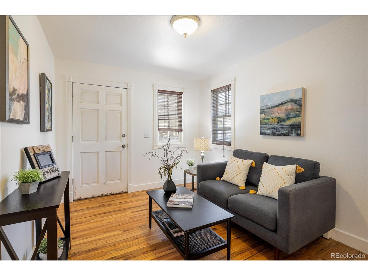 855 Main St