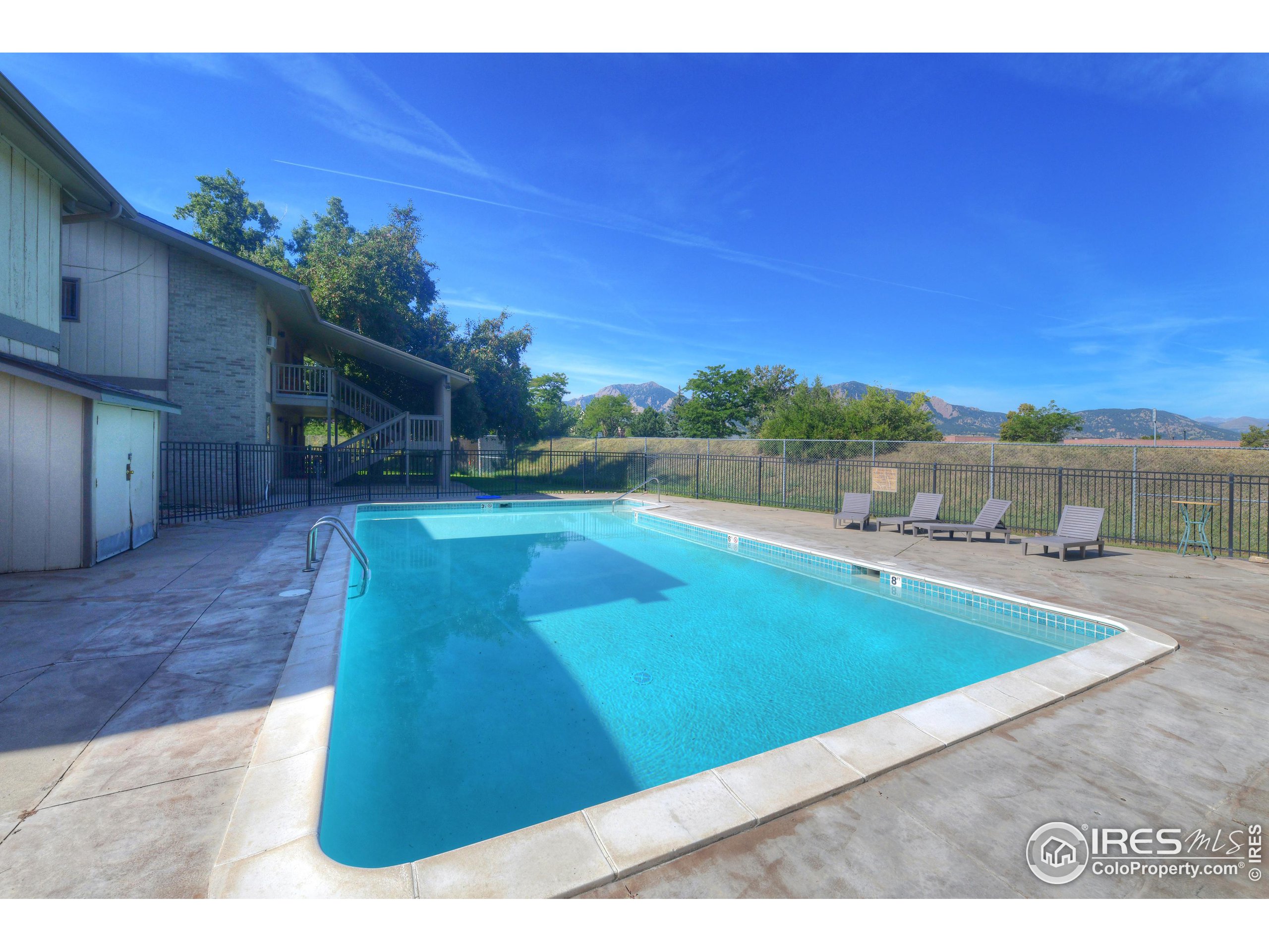 625 Manhattan Pl 107