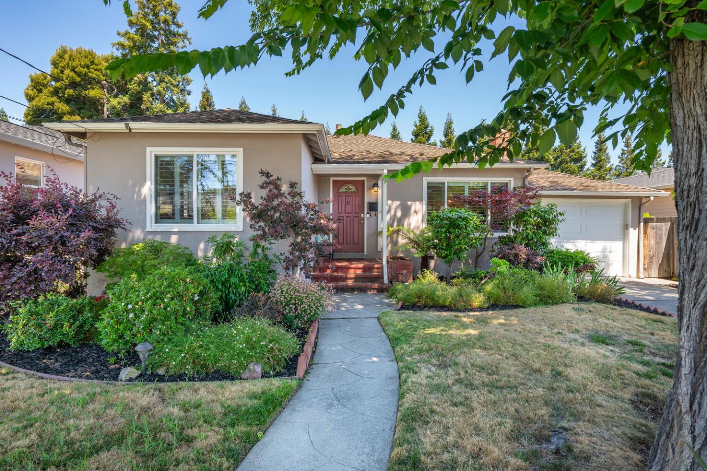 31 Mclellan Avenue