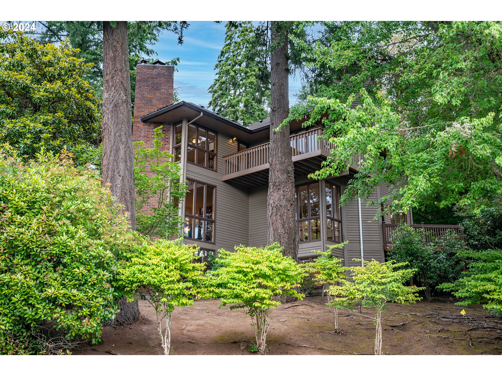 10 SHERWOOD CT