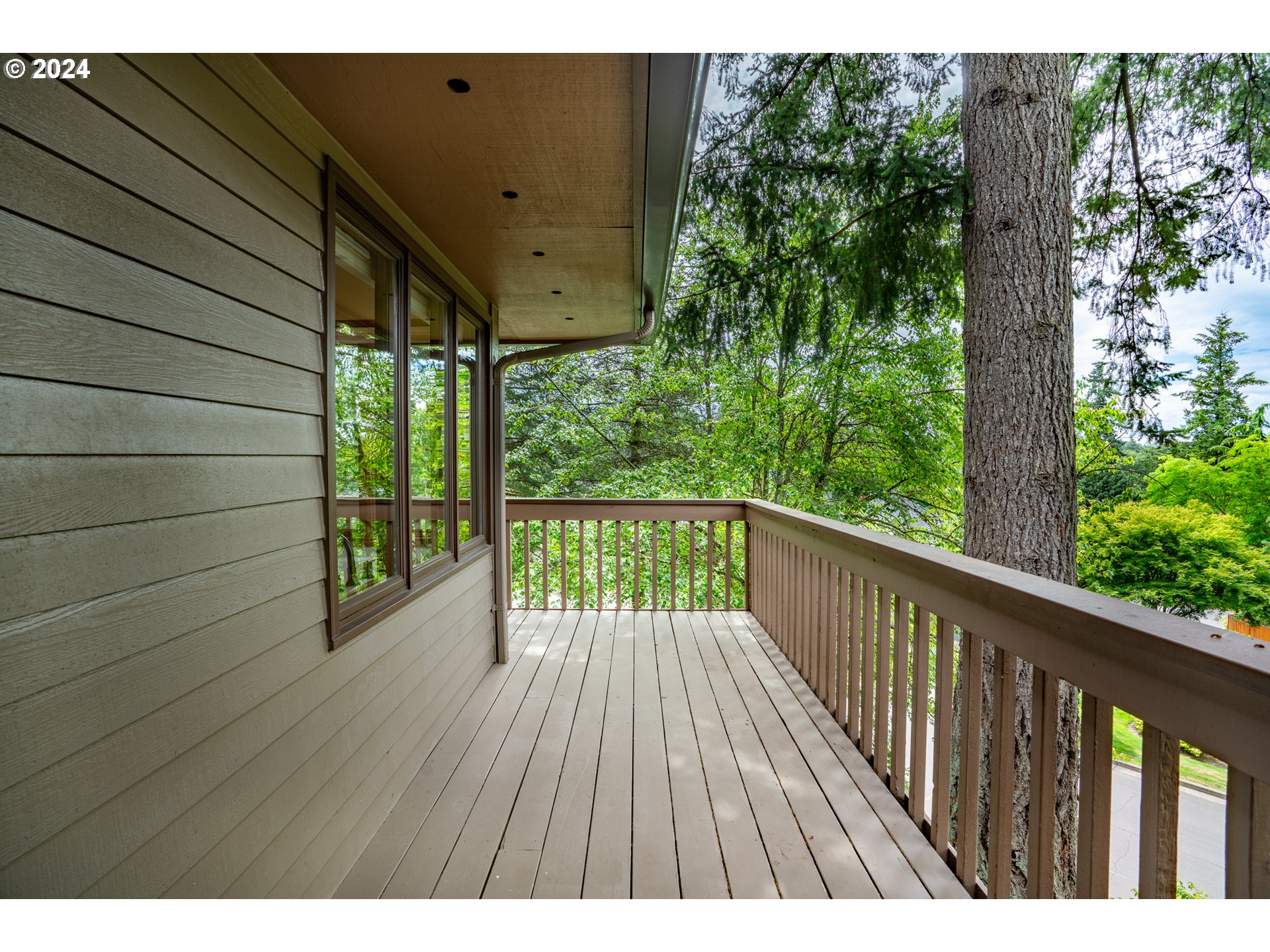 10 SHERWOOD CT