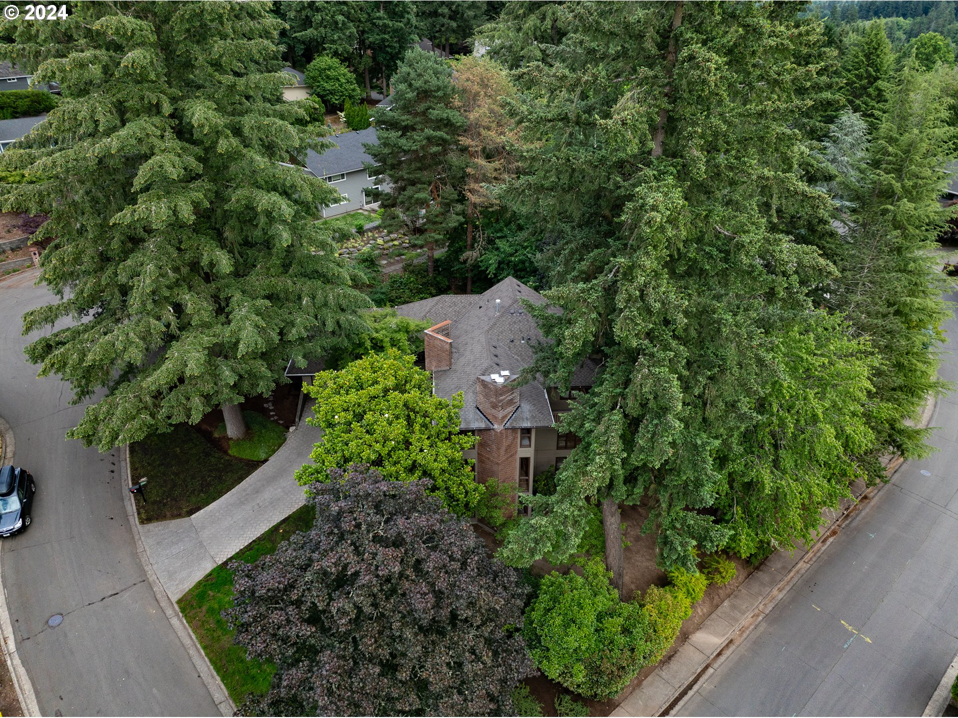 10 SHERWOOD CT