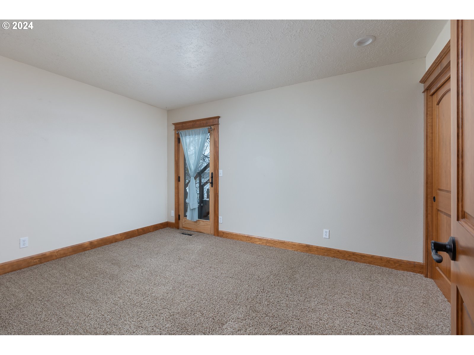 9210 TROUT PL