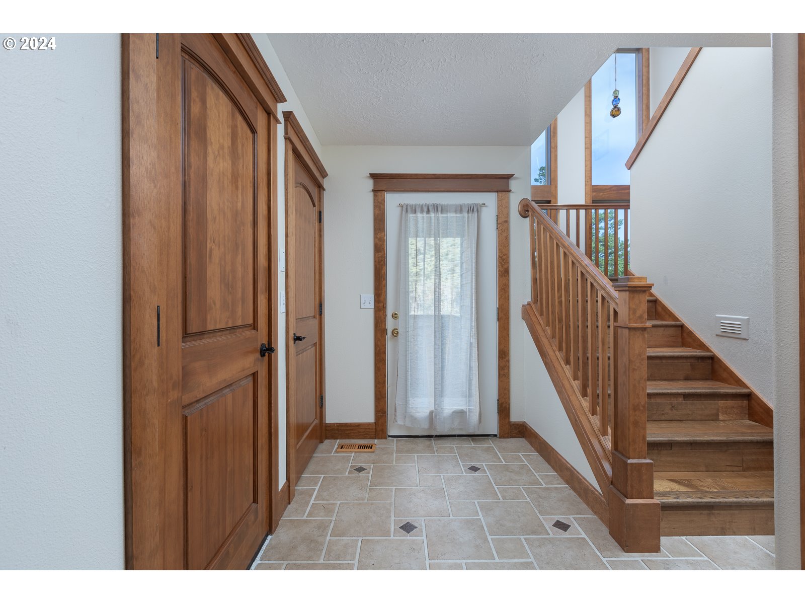 9210 TROUT PL