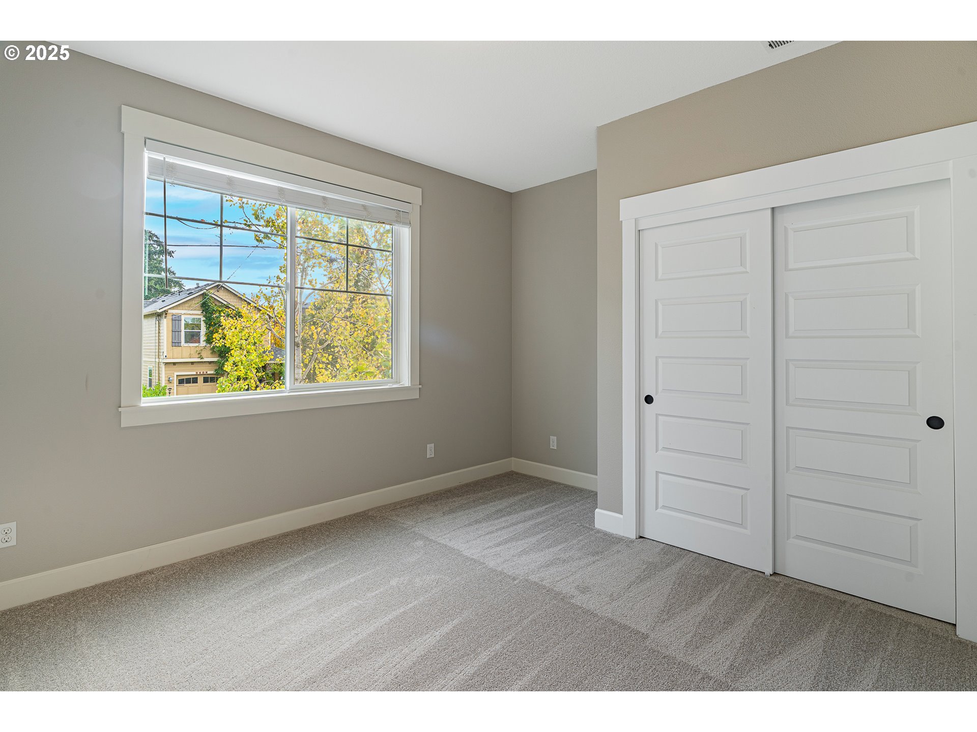 6335 SE 65TH AVE