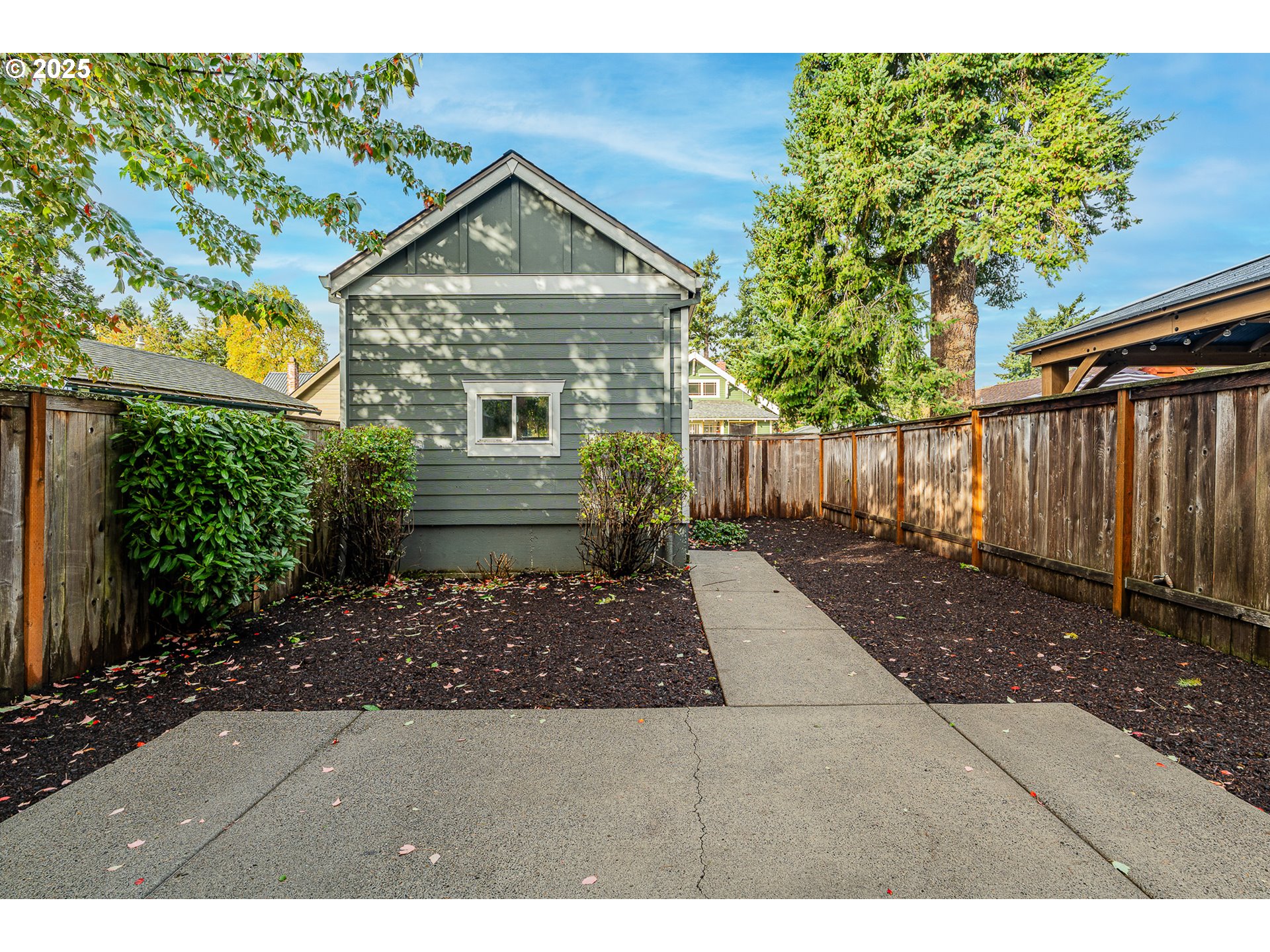 6335 SE 65TH AVE