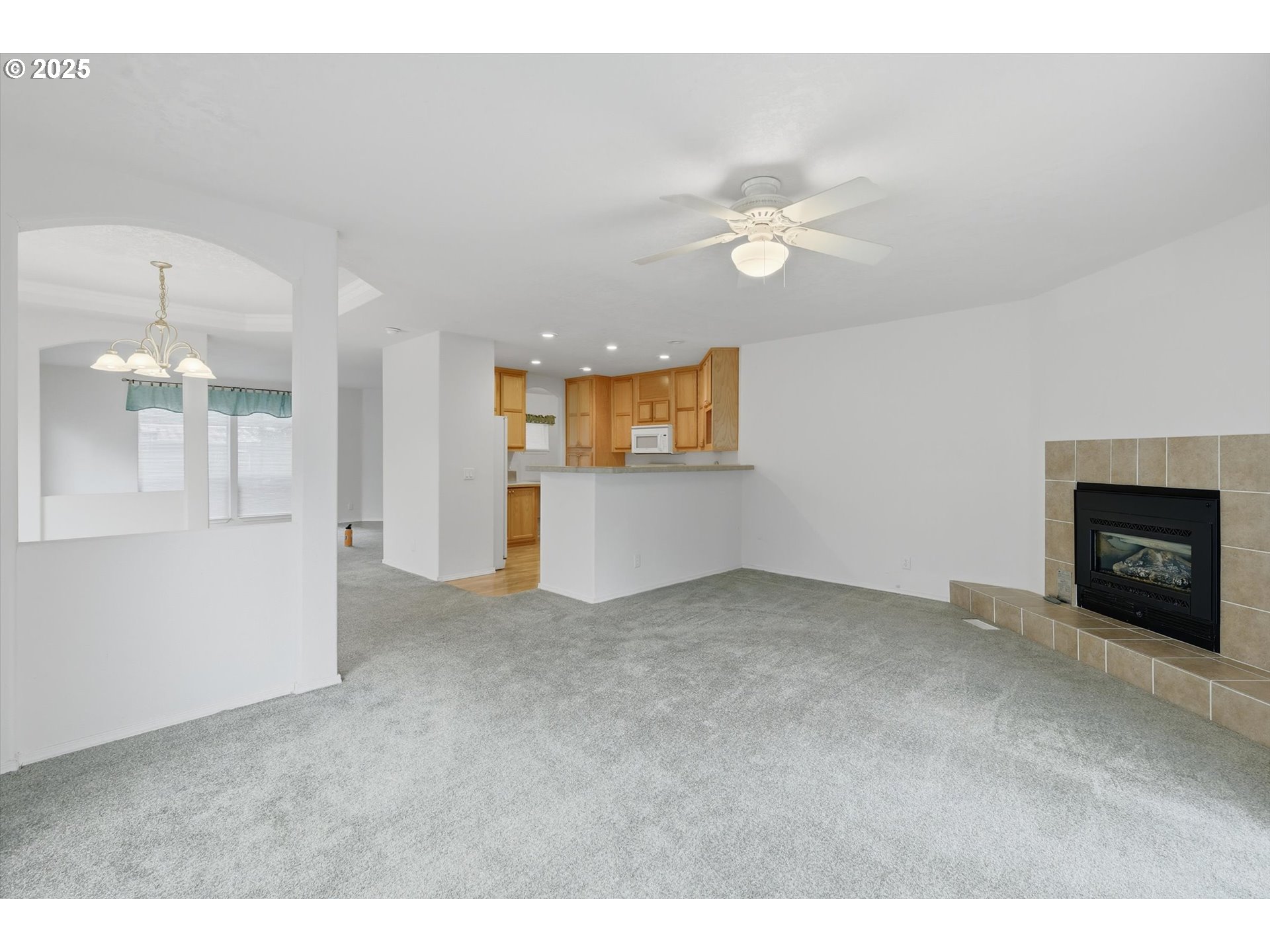 24702 E CEDAR HILL TER