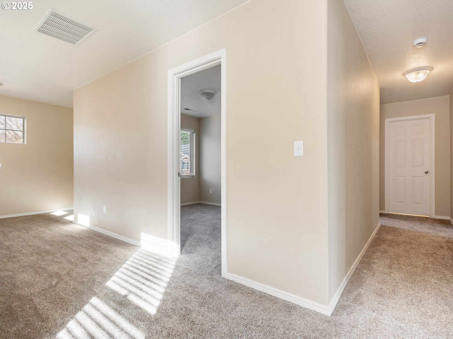 3628 E BUR OAK CT