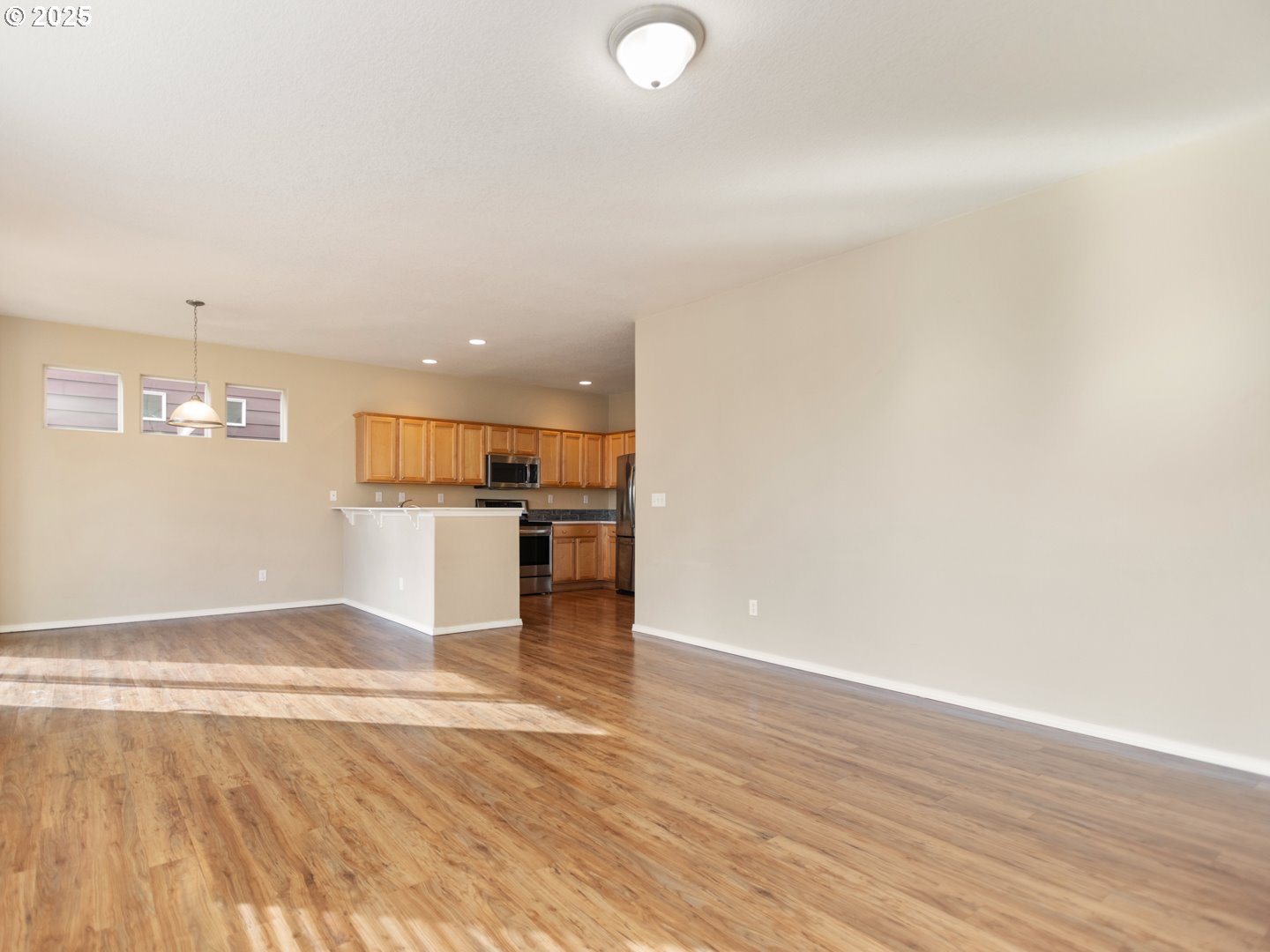 3628 E BUR OAK CT