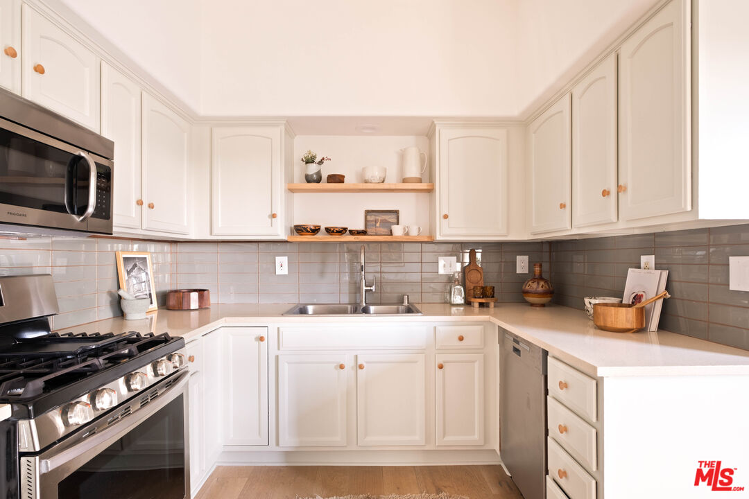 1650 Micheltorena St Unit: C