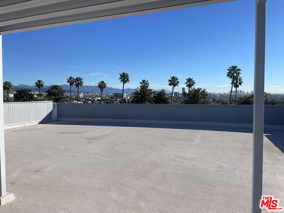 Beverly Hills with Spectacular Views