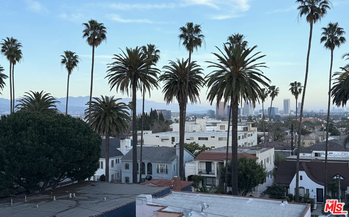 Beverly Hills with Spectacular Views