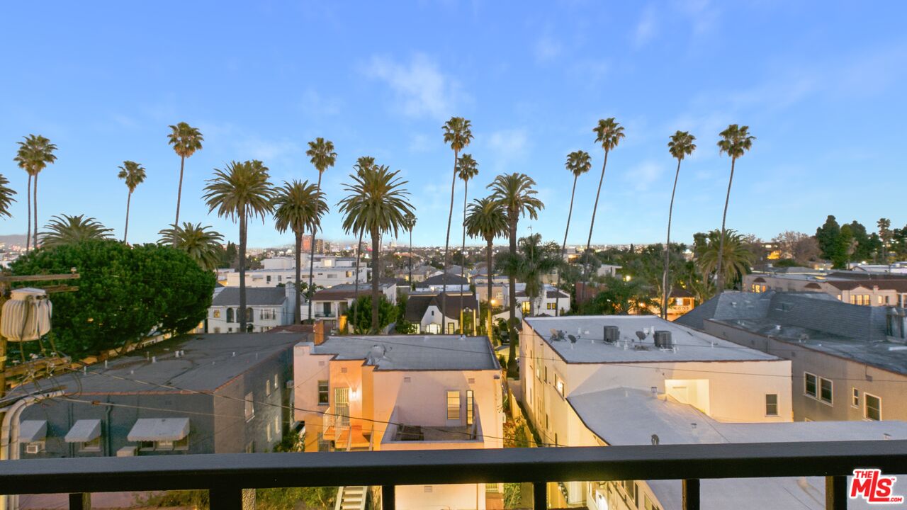 Beverly Hills with Spectacular Views