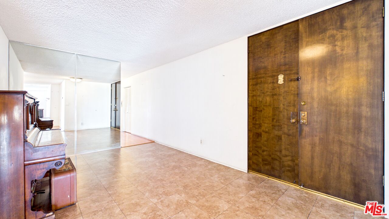 Beverly Hills with Spectacular Views