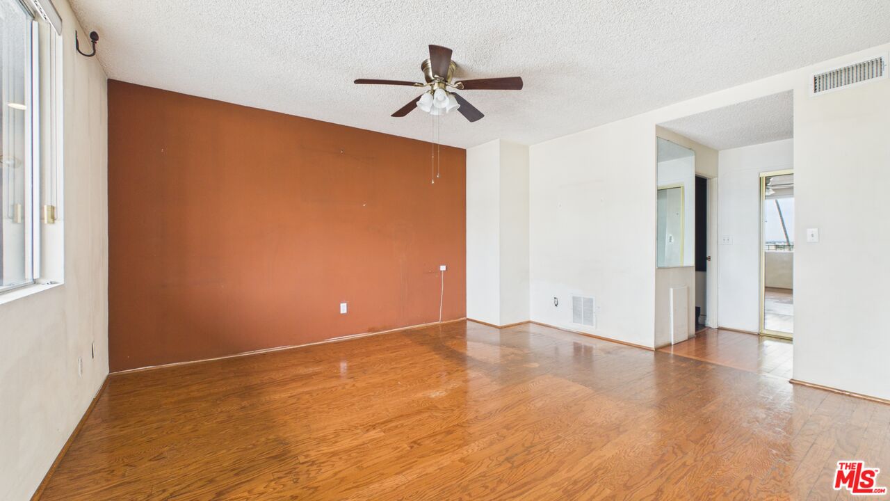 Beverly Hills with Spectacular Views