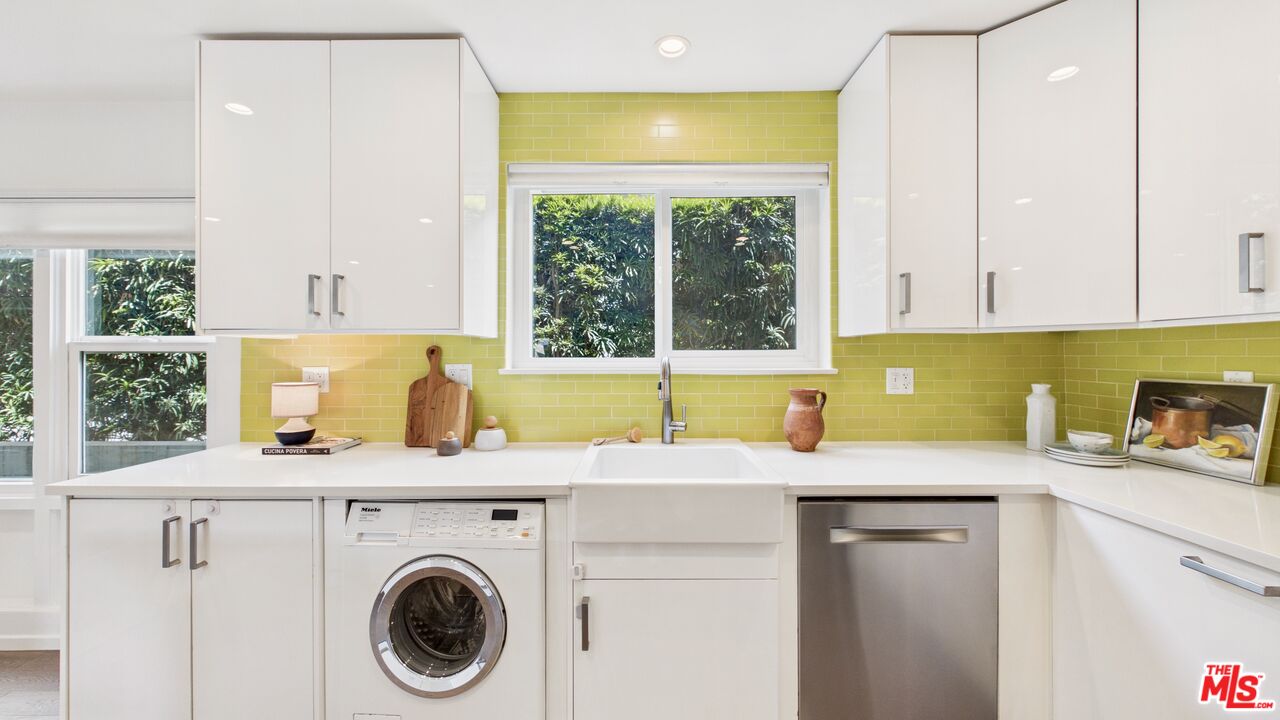 1520 Spruce St Unit: 3