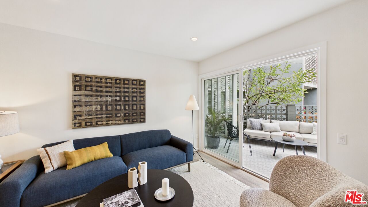 1520 Spruce St Unit: 3